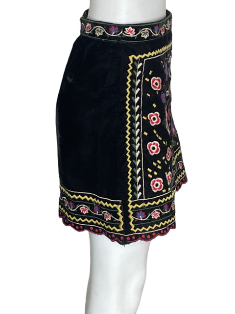 Falda Mng Terciopelo Estampado Floral Negro - Talla S