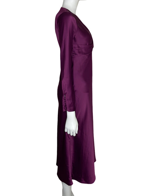 Vestido Maggy London Maxi Cuello v Satinado Morado - Talla 2