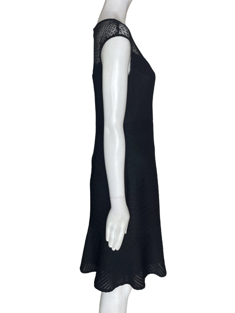 Vestido Muse Liso Encaje Negro - Talla 6