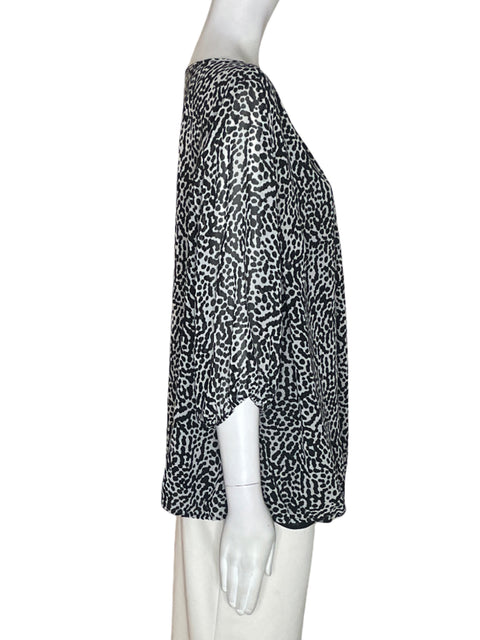 Blusa Vince Camuto Estampado Cuello redondo Negro - Talla XXL