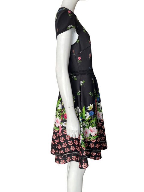 Vestido Ted Baker Estampado Floral Negro - Talla 2