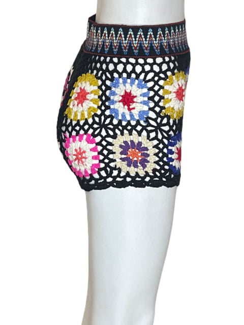 Short Stylish Tejido Floral Negro - Talla M