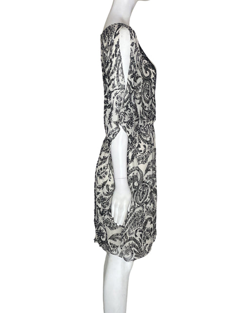 Blusa Alice + Olivia de Seda Estampado Suelto Blanco - Talla M