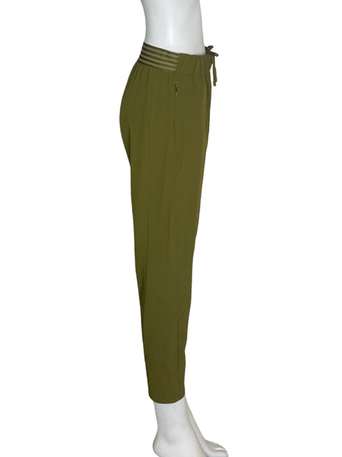 Pantalón Nike Liso Ajustado Verde - Talla M