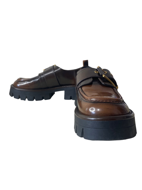 Zapato Michael Kors Hebilla Punta cerrada Marrón - Talla 7