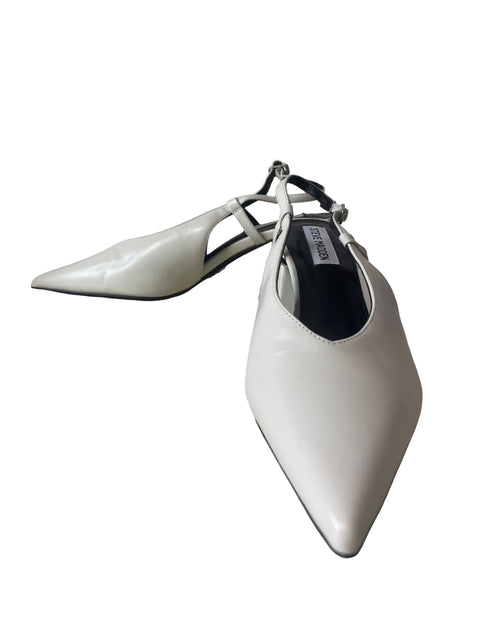 Zapato Steve Madden Punta cerrada Destalonado Blanco - Talla 8.5