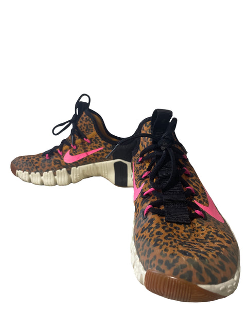 Zapatilla Nike Suela de goma Cordones Marrón - Talla 7.5