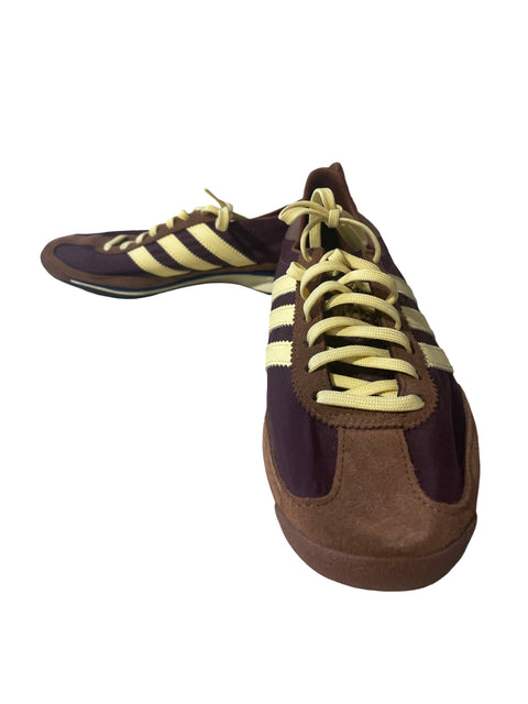 Zapatilla Adidas Texturizado Cordones Marrón - Talla 7.5