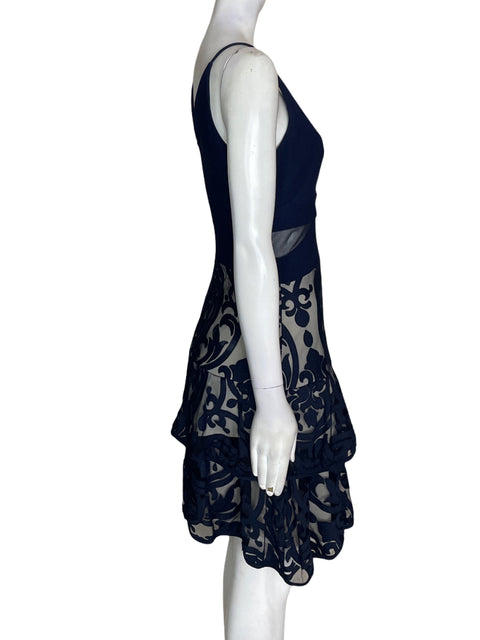 Vestido Xscape Cuello v Encaje Azul - Talla 4