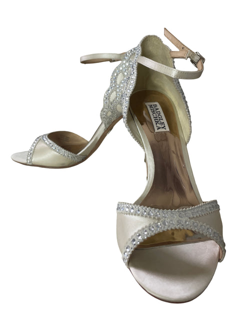 Tacón Badgley Mischka Brillo Tiras Plateado - Talla 9