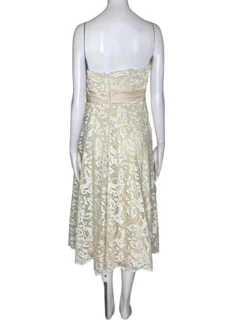 Vestido Theia Bordado Troquelado Strapless Beige - Talla 8