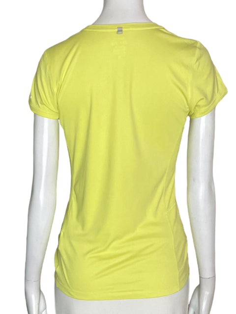 Blusa Nike Tshirt Manga corta Ajustado Deportivo Amarillo - Talla S