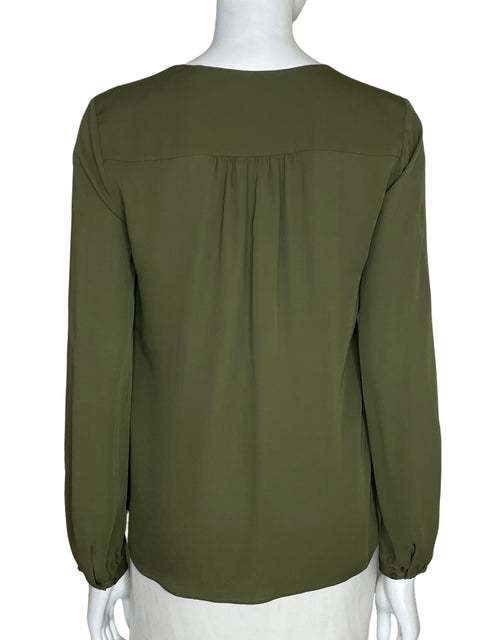 Blusa Elie Tahari de Seda Cuello v Verde - Talla S
