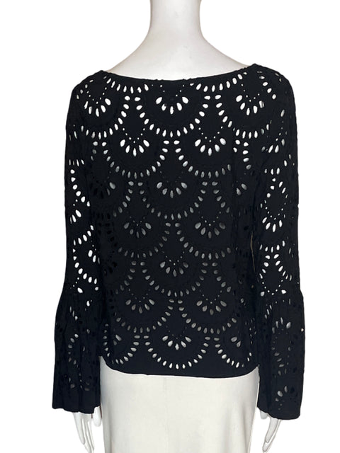 Blusa Karen Kane Troquelado Ruchas Negro - Talla S