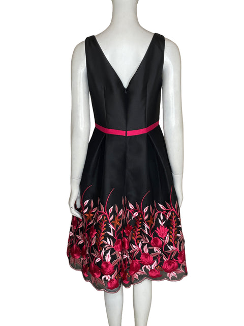Vestido De Fiesta Betsy & Adam Bordado Floral Negro - Talla 8