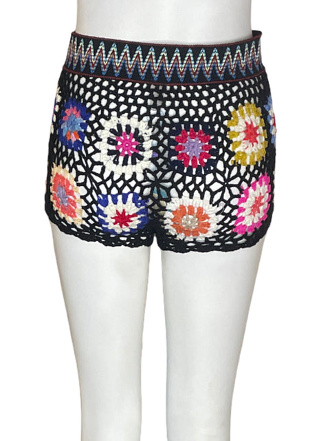 Short Stylish Tejido Floral Negro - Talla M