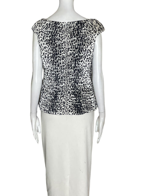 Blusa Tadashi de Seda Texturizado Cuello v Plateado - Talla 10
