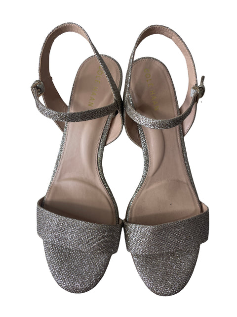 Zapato Cole Haan Destalonado Brillo Plateado - Talla 9.5