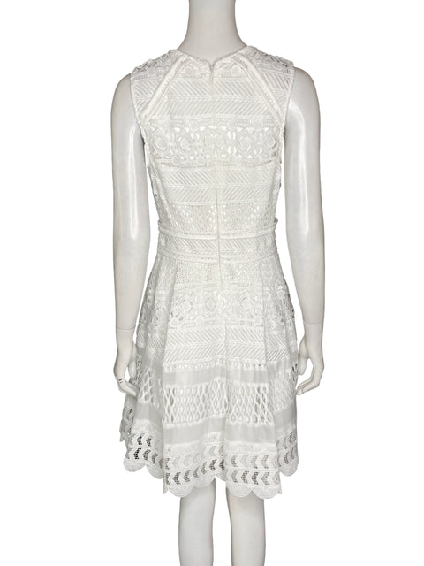 Vestido Adelyn Rae Midi Troquelado Blanco - Talla S