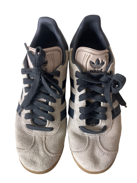 Zapatilla Adidas Cordones Texturizado Gris - Talla 7