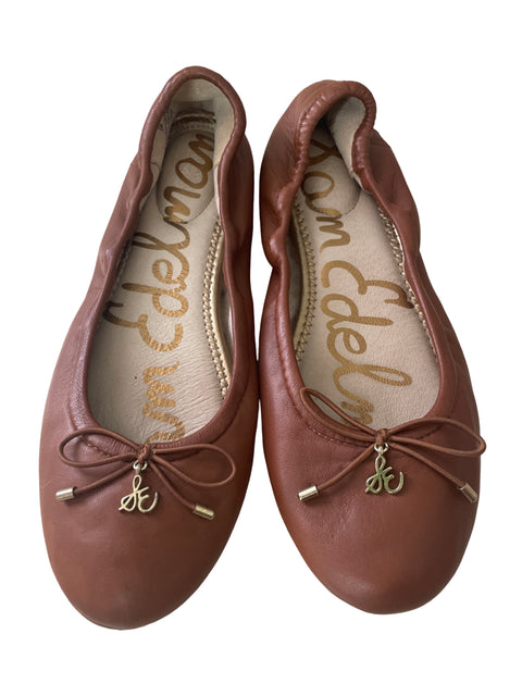 Zapato Sam Edelman Cerrado Lasito Marrón - Talla 5
