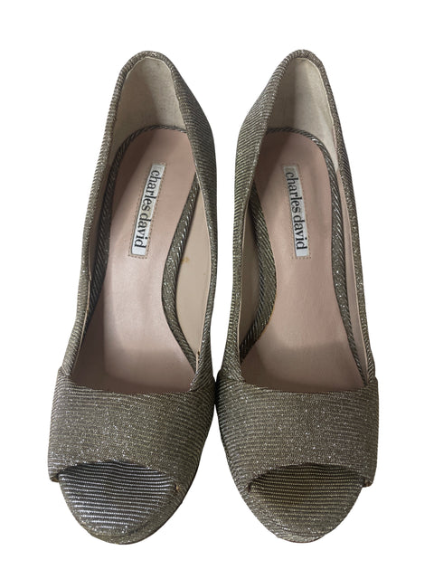 Zapato Charles David Punta abierta Brillo Plateado - Talla 5