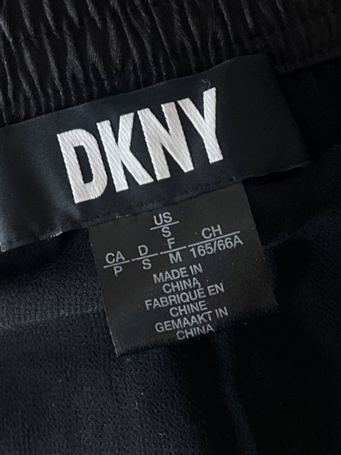Falda Dkny Plisada Asimétrica Negro - Talla S