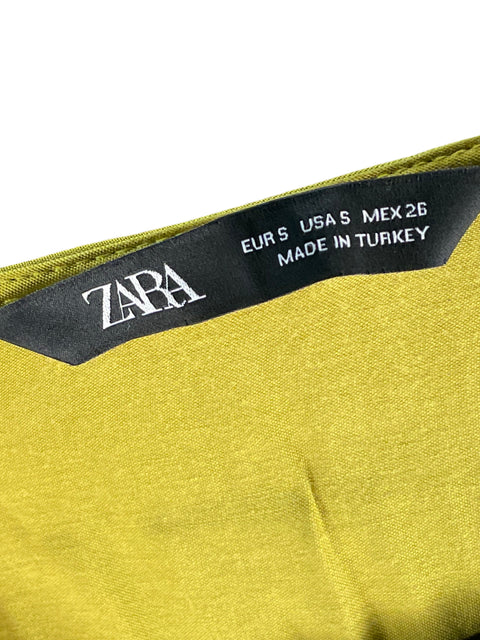 Top Zara Satinado Verde - Talla S