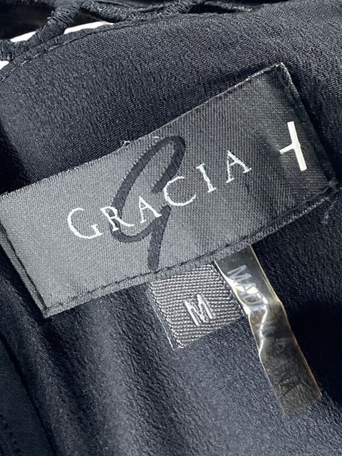 Short Gracia Bordado Circular Satinado Negro - Talla M