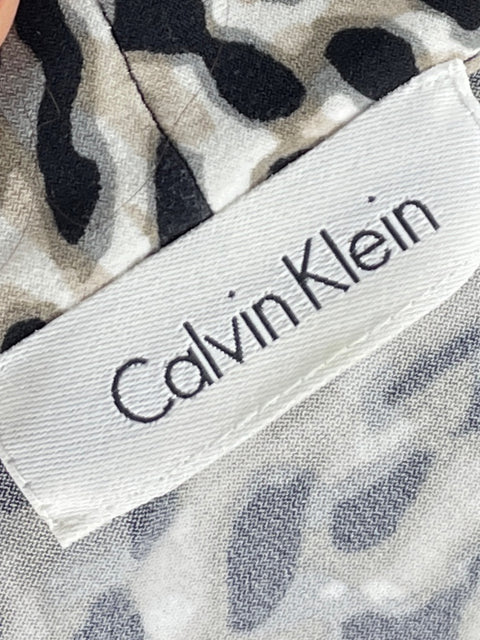 Blusa Calvin Klein Estampado Animal Print Negro - Talla M