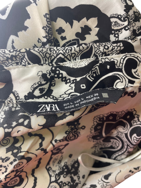 Blusa Zara Estampado Botones Negro - Talla L