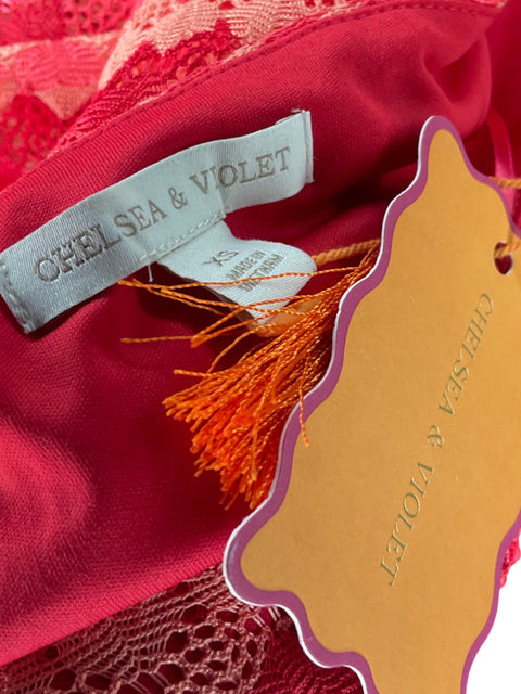 Blusa Chelsea & Violet Punto Rojo - Talla XS
