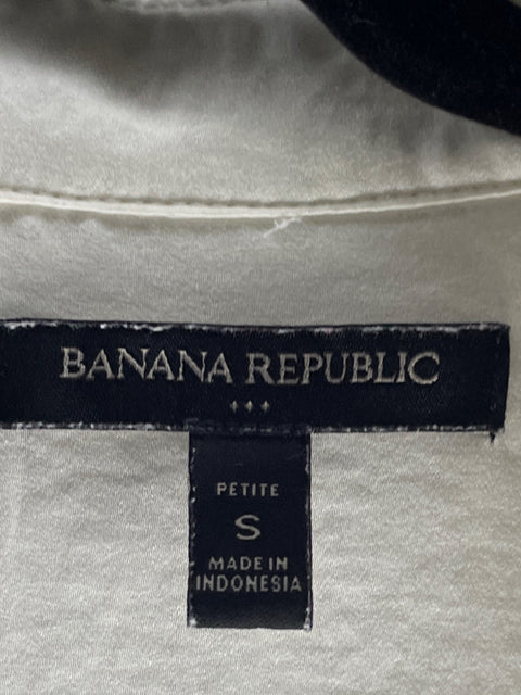 Blusa Banana Republic Petit Liso Cuello v Blanco - Talla S