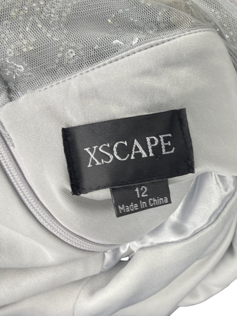 Vestido De Fiesta Xscape Gris - Talla 12
