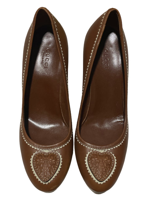 Calzado Gucci Babouska Heart Crest Marrón - Talla 37