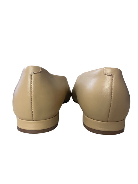 Zapato Marc Fisher Punta cerrada Tacón bajo Liso Beige - Talla 9