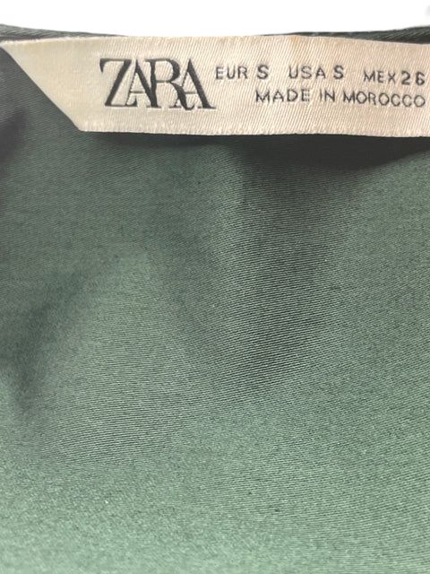 Conjunto Zara Short/camisa Manga larga Botones Verde - Talla S