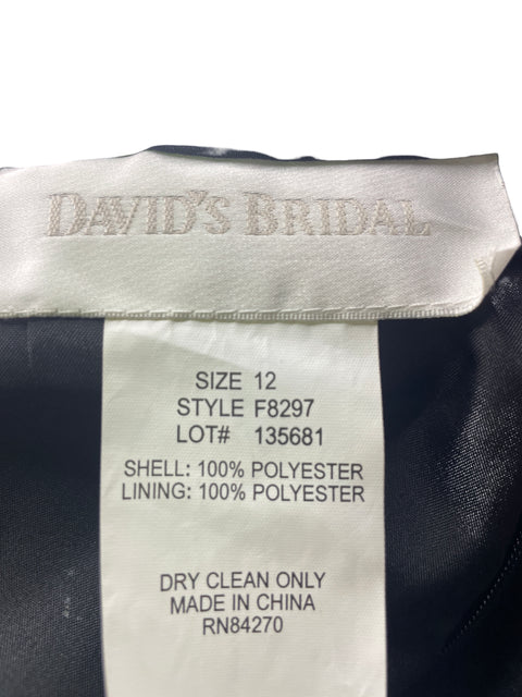 Falda David’s Bridal Recto Liso Negro - Talla 12