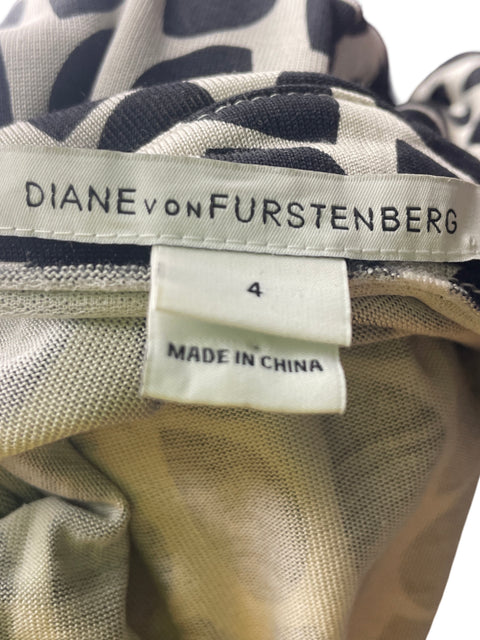 Vestido Diane Von Furstenberg Cuello v Cuadros Negro - Talla 4