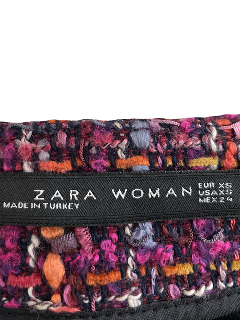 Falda Zara Mini Asimétrico Morado - Talla XS