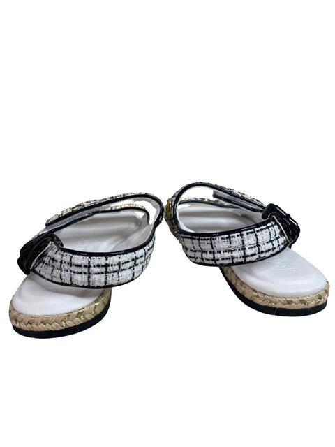 Sandalia Karl Lagerfeld Destalonado Broches Blanco - Talla 8