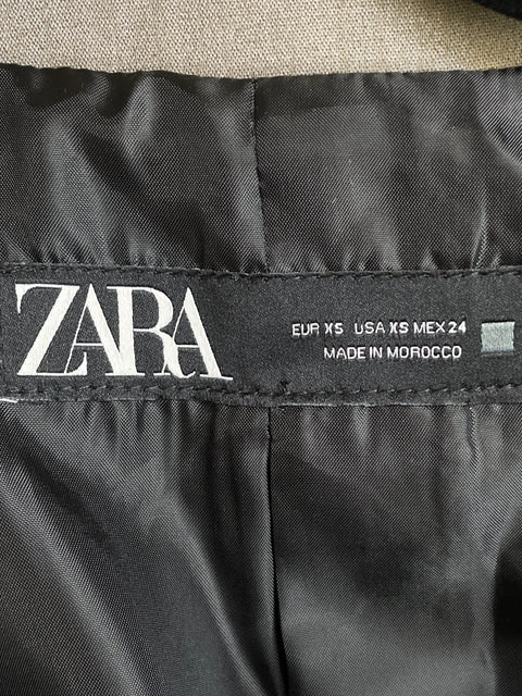 Blazer Zara Manga larga Cuello v Verde - Talla XS