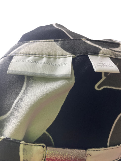 Blusa New York & Company Estampado Cruzado Negro - Talla L