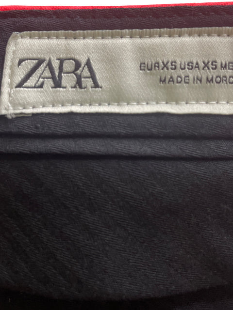 Pantalón Zara Recto Satinado Rojo - Talla XS