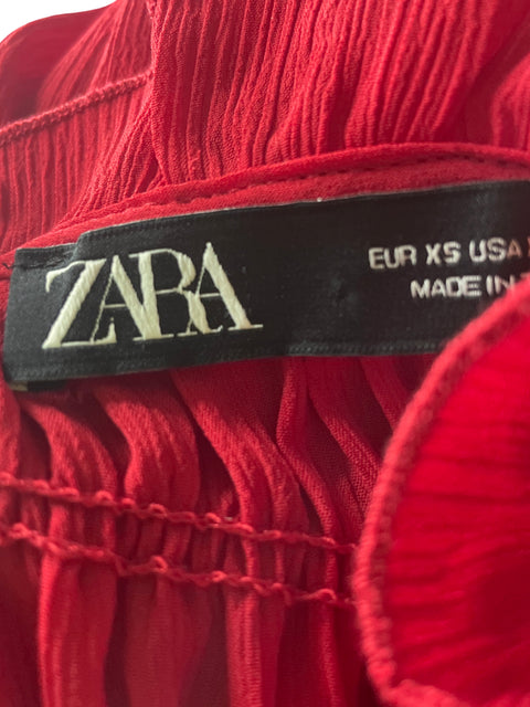 Blusa Zara Ruchas Suelto Rojo - Talla XS