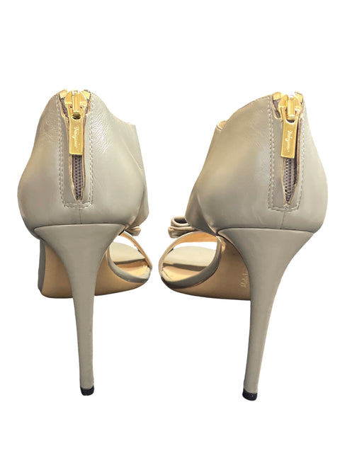 Sandalia Salvatore Ferragamo Tacón alto Gris - Talla 8