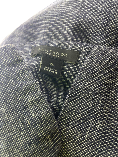 Blusa Ann Taylor Ruchas Sin mangas Negro - Talla XS