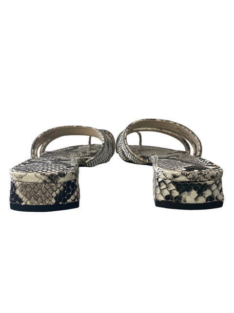 Sandalia Vince Camuto Animal print Tacón bajo Negro - Talla 6.5