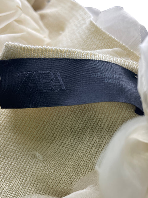 Blusa Zara Apliques Floral Beige - Talla M