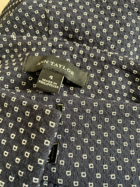 Pantalón Ann Taylor Recto Estampado Azul - Talla 4